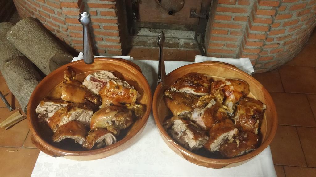 拉布拉萨酒店 Vélez de Benaudalla 外观 照片